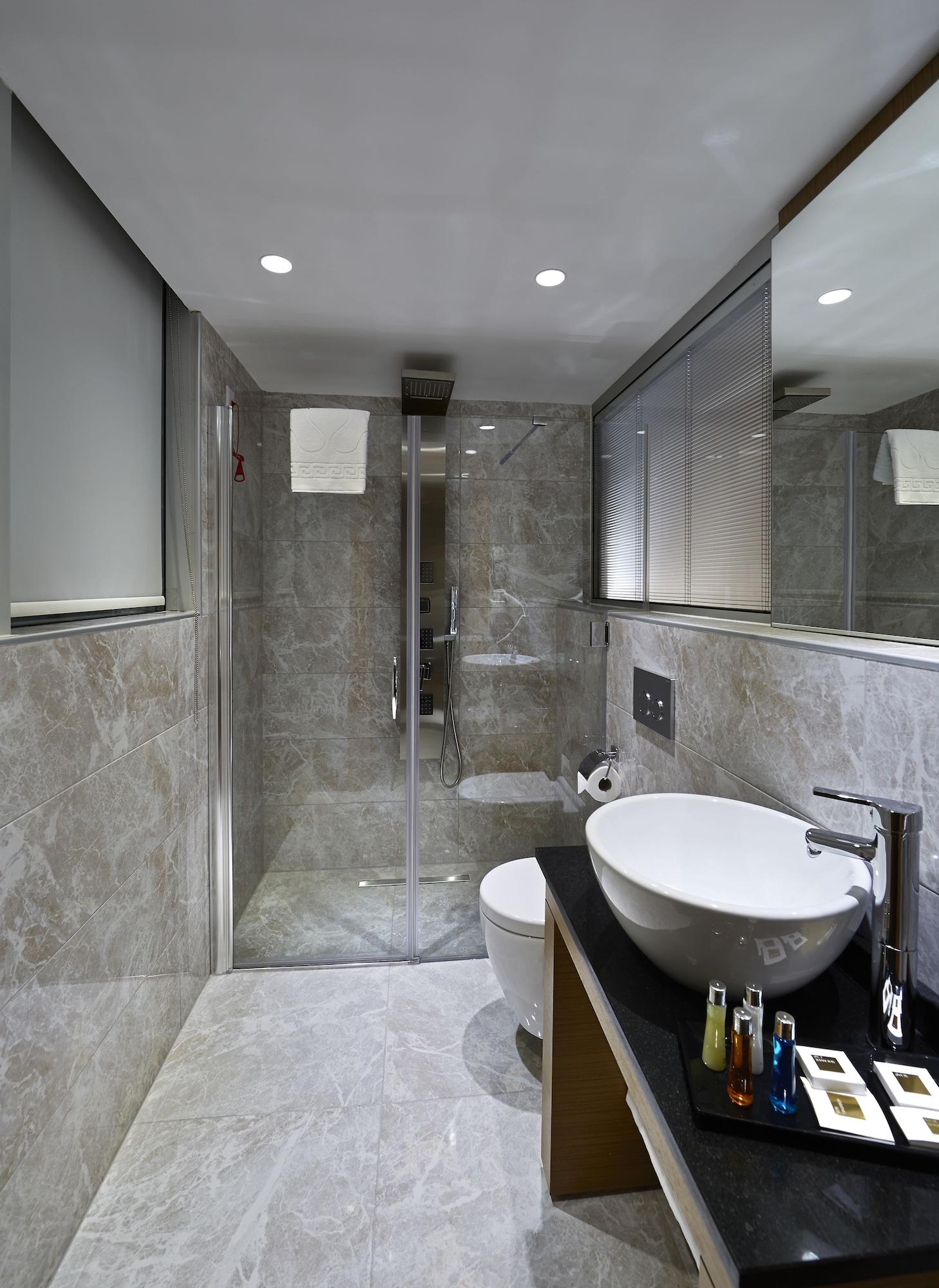 Milport Hotel Levent Истанбул Екстериор снимка