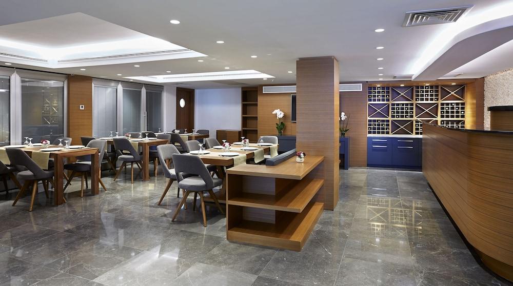 Milport Hotel Levent Истанбул Екстериор снимка