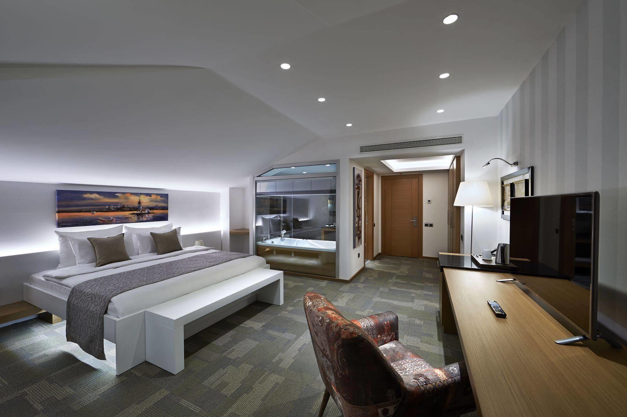 Milport Hotel Levent Истанбул Екстериор снимка