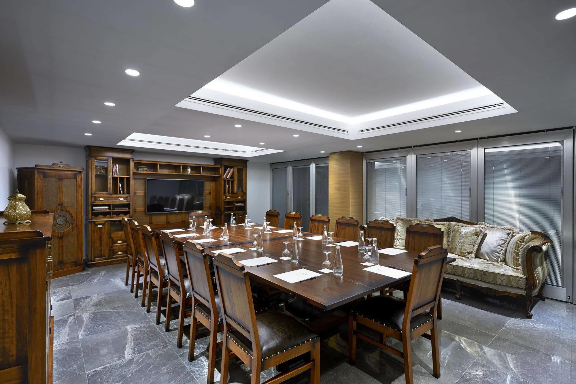 Milport Hotel Levent Истанбул Екстериор снимка