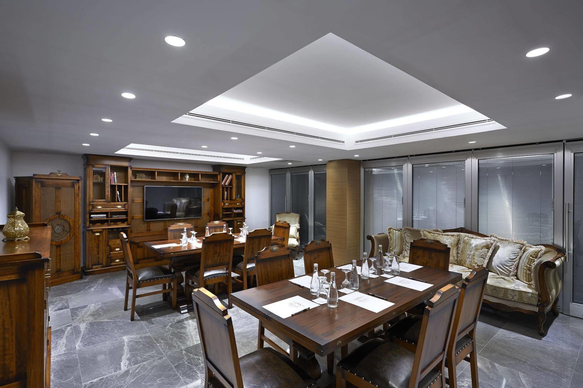 Milport Hotel Levent Истанбул Екстериор снимка